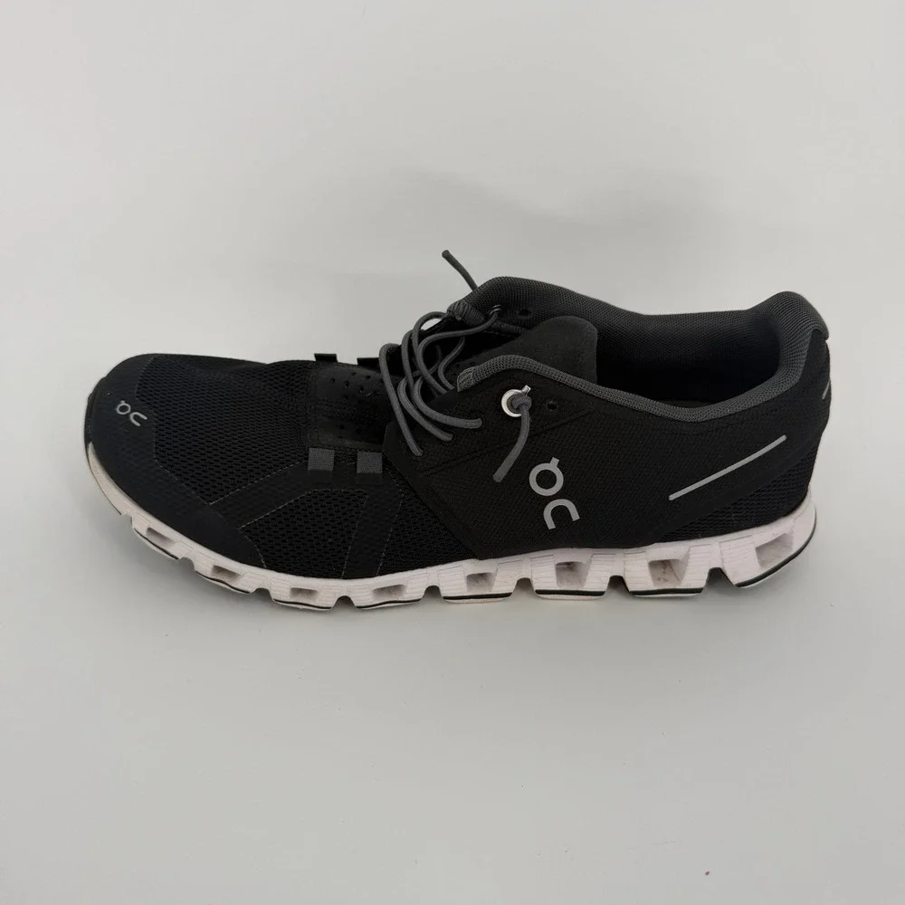 On Cloud 5 Womens Running Shoes Black White Sneakers W9 19.99511